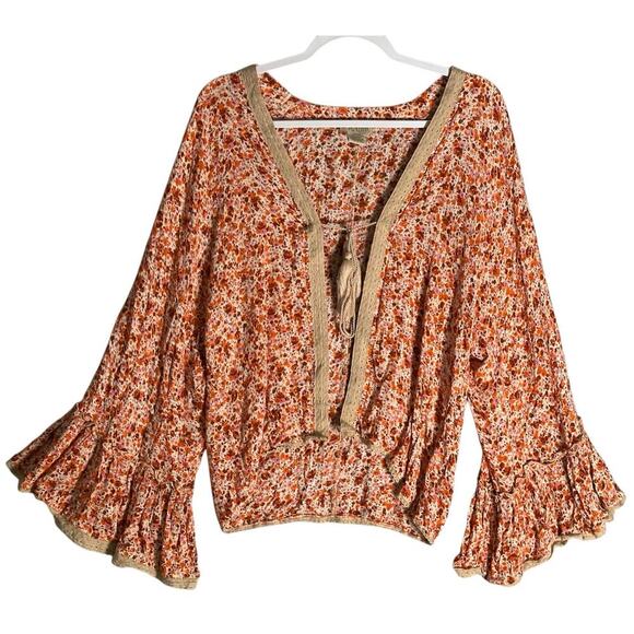 Nalini Tops - Nalini One Size Tie Front Flared Bell Sleeve‎ Top Cardigan Crochet Trim Metallic